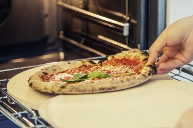 3 Schritte zur perfekten Pizza im Backofen